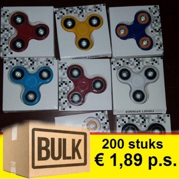 *** VELKOOBCHODN&Iacute; NAB&Iacute;DKA *** FIDGET SPINNERY (200 ks)