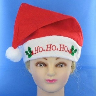 SVÍTÍCÍ VÁNOČNÍ ČEPICE S "HO HO HO" (12 ks)