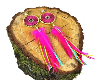 Luxusn&iacute; n&aacute;u&scaron;nice fuchsiov&eacute; s peř&iacute;m (1 ks)