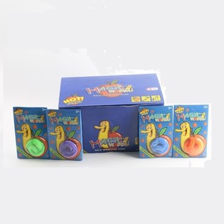 MAGICK&Yacute; ČERV V DISPLAYI (36 ks)