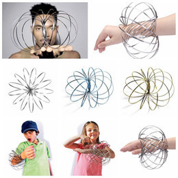 **RAGE 2018** Magic Rings / Flow Rings - Kinetick&yacute; 3D Magic Ring - MULTI COLOR | NA KARTĚ (10 ks)